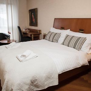 Chambre Lit Queen-Size Historique