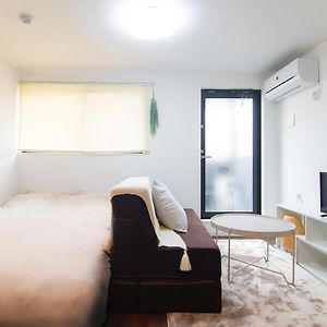 Base Hanegi Apartment