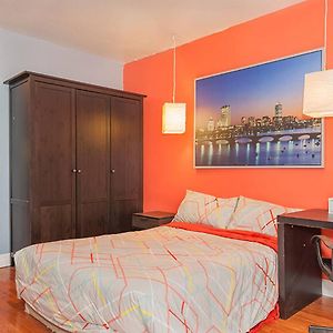 Downtown Studio Apt, Short Walk To Hospitals