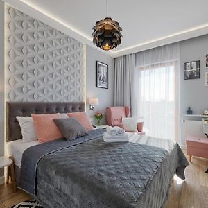 Athome Suites
