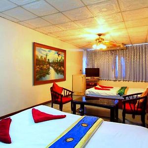 Walking Street Encore Hotel