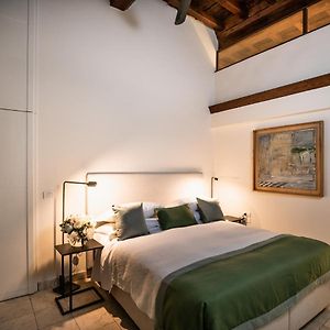 Chambre Lit Queen-Size
