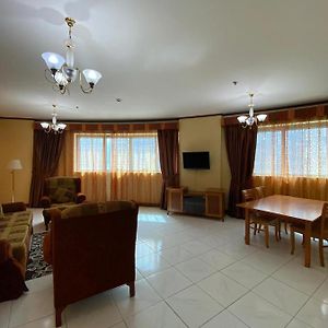 Suite à 2 Chambres à Coucher