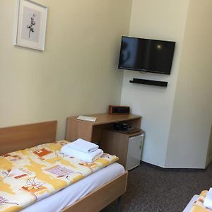 Chambre Petite Lit Queen-Size