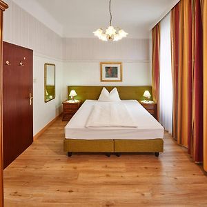 Chambre Standarde Simple