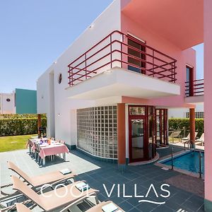 Villa Acquamarina - 5 Bedroom, Water Front Villa