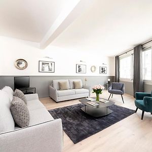 Appartement à 3 Chambres à Coucher