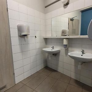 Chambre Double avec Salle de Bain Commune
