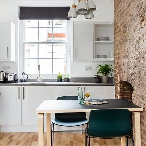 Bloomsbury By Viridian Apartments