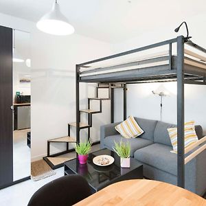 Functional Apartment Near Montmartre