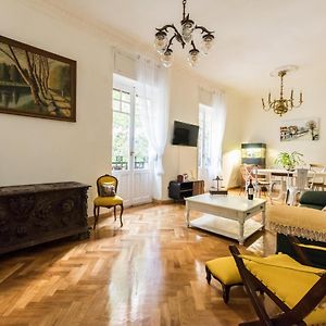 Appartement à 3 Chambres à Coucher