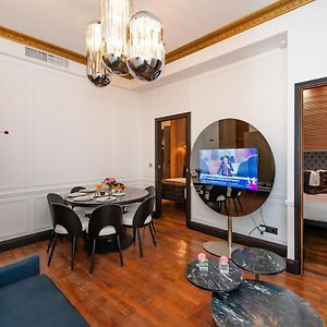 Appartement à 3 Chambres à Coucher