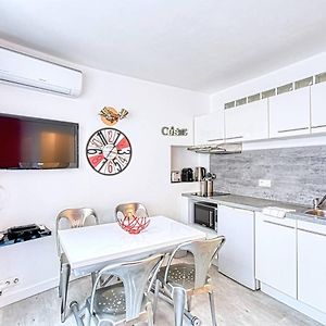 Cosy Flat Near Croisette By Guestready