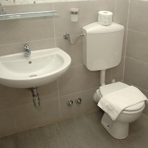 Private Bathroom King Room