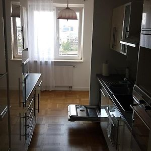 Appartement à 2 Chambres à Coucher