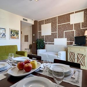 Appartement à 3 Chambres à Coucher