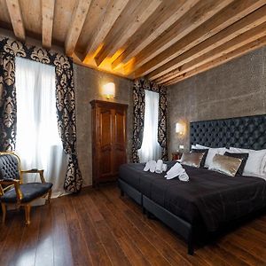 Chambre Classique Lit King-Size