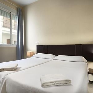 Appartement à 2 Chambres à Coucher