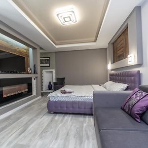 Studio de Luxe