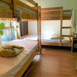 Chambre Juste Pour Hommes Dortoir