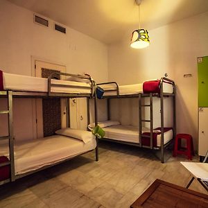 Dormitory Room Mixed