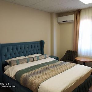Camellia Hotel
