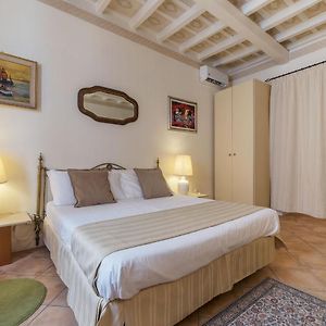 Fontanella Borghese Apartment - Fromhometorome