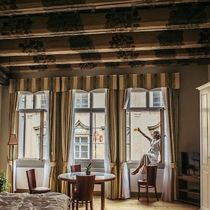 Residence Thunovska
