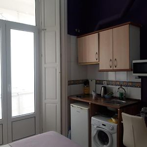 Studio Petite
