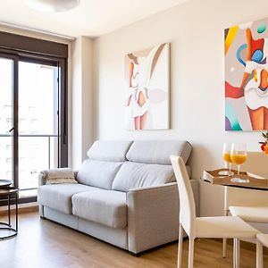 Appartement à 2 Chambres à Coucher