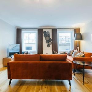 Glasgow Central Luxury Apartment