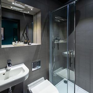 Chambre Double Signature