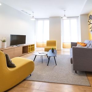 Appartement à 2 Chambres à Coucher