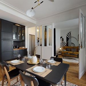 Appartement à 2 Chambres à Coucher