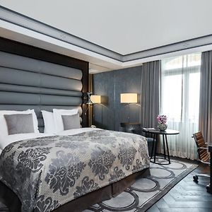 Chambre Exécutive Lit King-Size