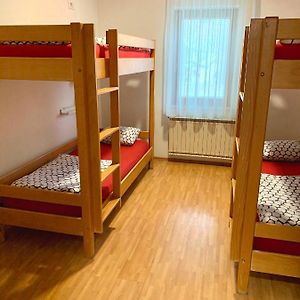 Chambre Juste Pour Femmes Dortoir
