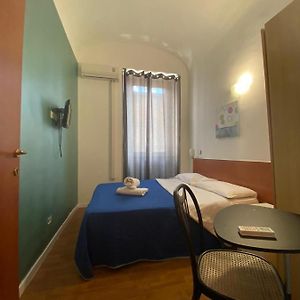 Chambre Simple de Base