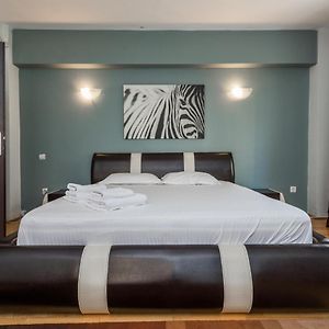 Appartement à 2 Chambres à Coucher