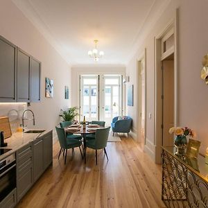 Appartement à 2 Chambres à Coucher