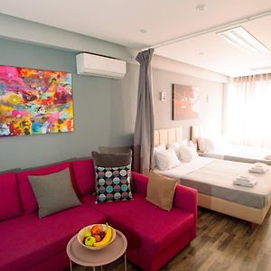 Ermou Downtown Studios By Hospitality Box