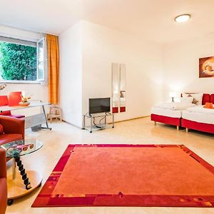 Chambre Double au Sous-Sol