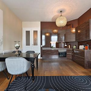 Suite Familiale à 2 Chambres à Coucher