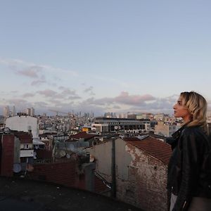 Sanat Hostel Taksim