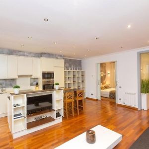 Apartment Centro- Passeig De Gracia - Casa Batllo By Interhome