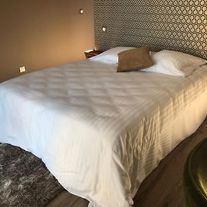 Chambre Lit Queen-Size