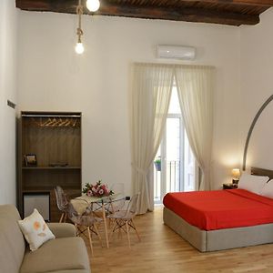 Domus Studio 25 Bed & Breakfast