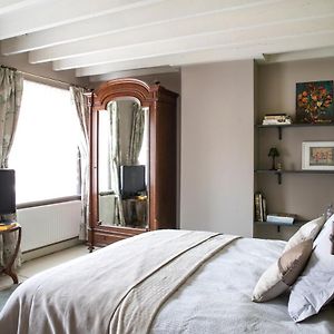 B&B West