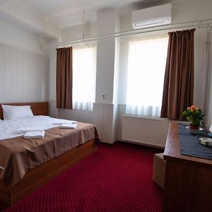 Népliget Hotel