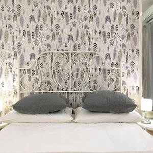 Chambre Standarde Lit Queen-Size