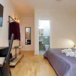 Chambre Standarde Lit Queen-Size
